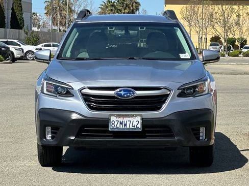 Used 2022 Subaru Outback Premium w/ Popular Package #1 AWD/4WD image 9
