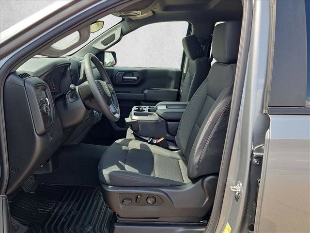 New 2026 Chevrolet Silverado 1500 Custom RWD image 4