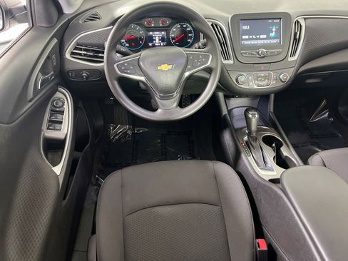Used 2017 Chevrolet Malibu LS FWD image 20
