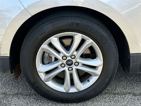 Used 2019 Ford Edge SEL w/ Equipment Group 201A image 11