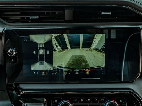 Used 2026 GMC Sierra 2500 AT4X AWD/4WD image 25