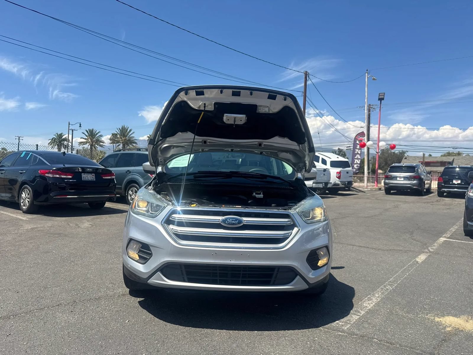 Used 2017 Ford Escape SE w/ Equipment Group 201A FWD image 13