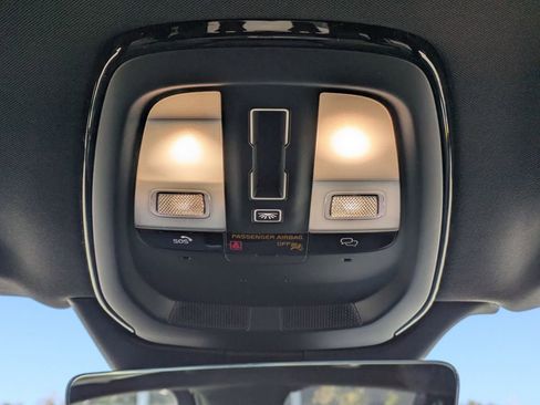 New 2026 Volvo XC90 T8 Plus AWD/4WD image 25