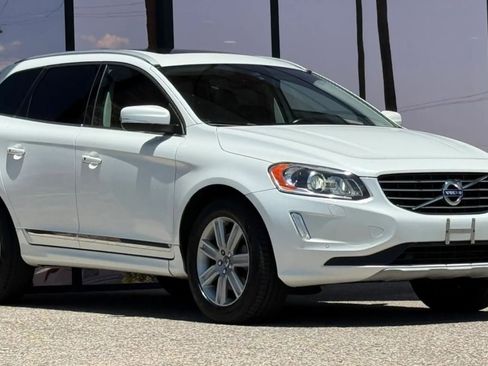 Used 2017 Volvo XC60 T5 Inscription w/ Preferred Option Package AWD/4WD image 17