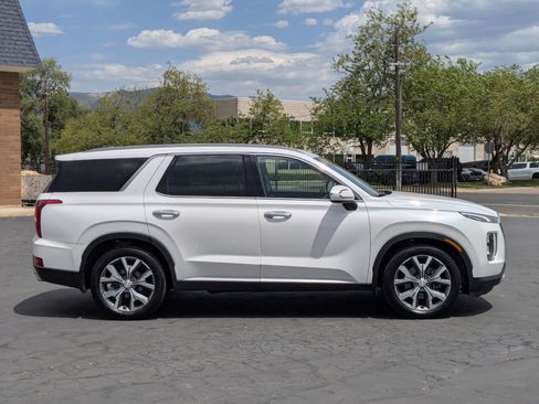 Used 2020 Hyundai Palisade SEL w/ Convenience Package AWD/4WD image 2