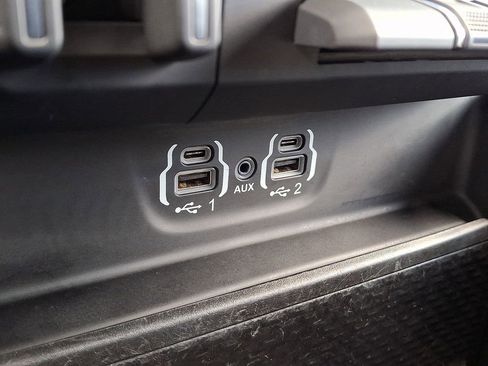 Used 2021 RAM 1500 Big Horn image 26