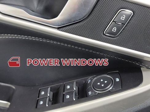 Used 2022 Ford Explorer XLT w/ Equipment Group 202A AWD/4WD image 28