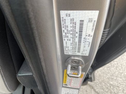 Used 2022 Ford Escape SE image 20