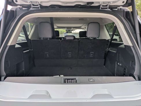 Used 2025 Ford Expedition Max Active AWD/4WD image 12