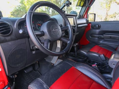 Used 2009 Jeep Wrangler X image 15