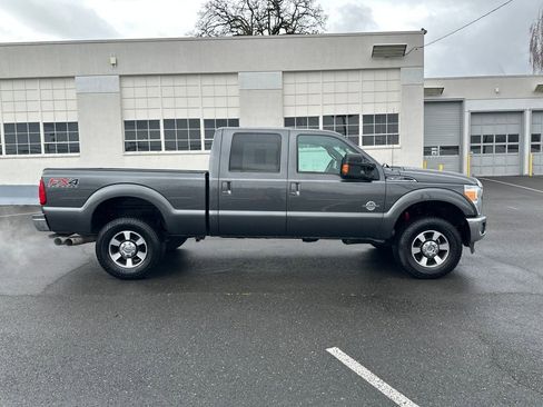 Used 2015 Ford F350 Lariat w/ Lariat Interior Package image 8