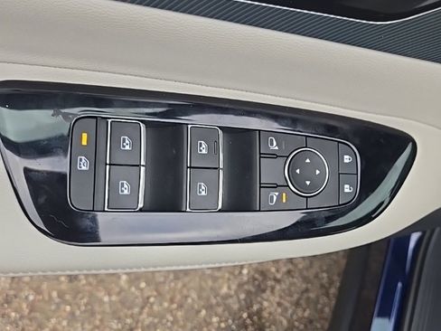 Used 2025 Nissan Murano SL w/ Cargo Package image 11