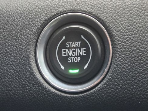 Certified 2025 GMC Acadia Elevation image 24