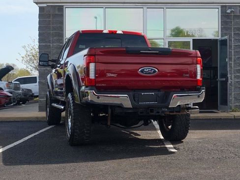 Used 2017 Ford F250 Lariat w/ Lariat Ultimate Package AWD/4WD image 4