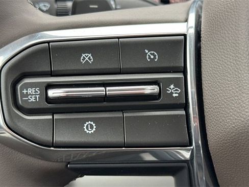 New 2026 GMC Terrain Denali w/ LPO, Floor Liner Package image 28