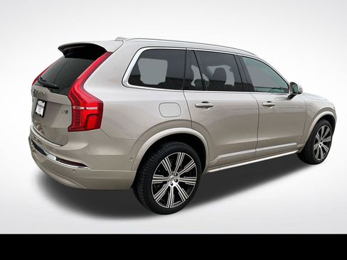 Certified 2023 Volvo XC90 B6 Ultimate w/ Protection Package Premier AWD/4WD image 20