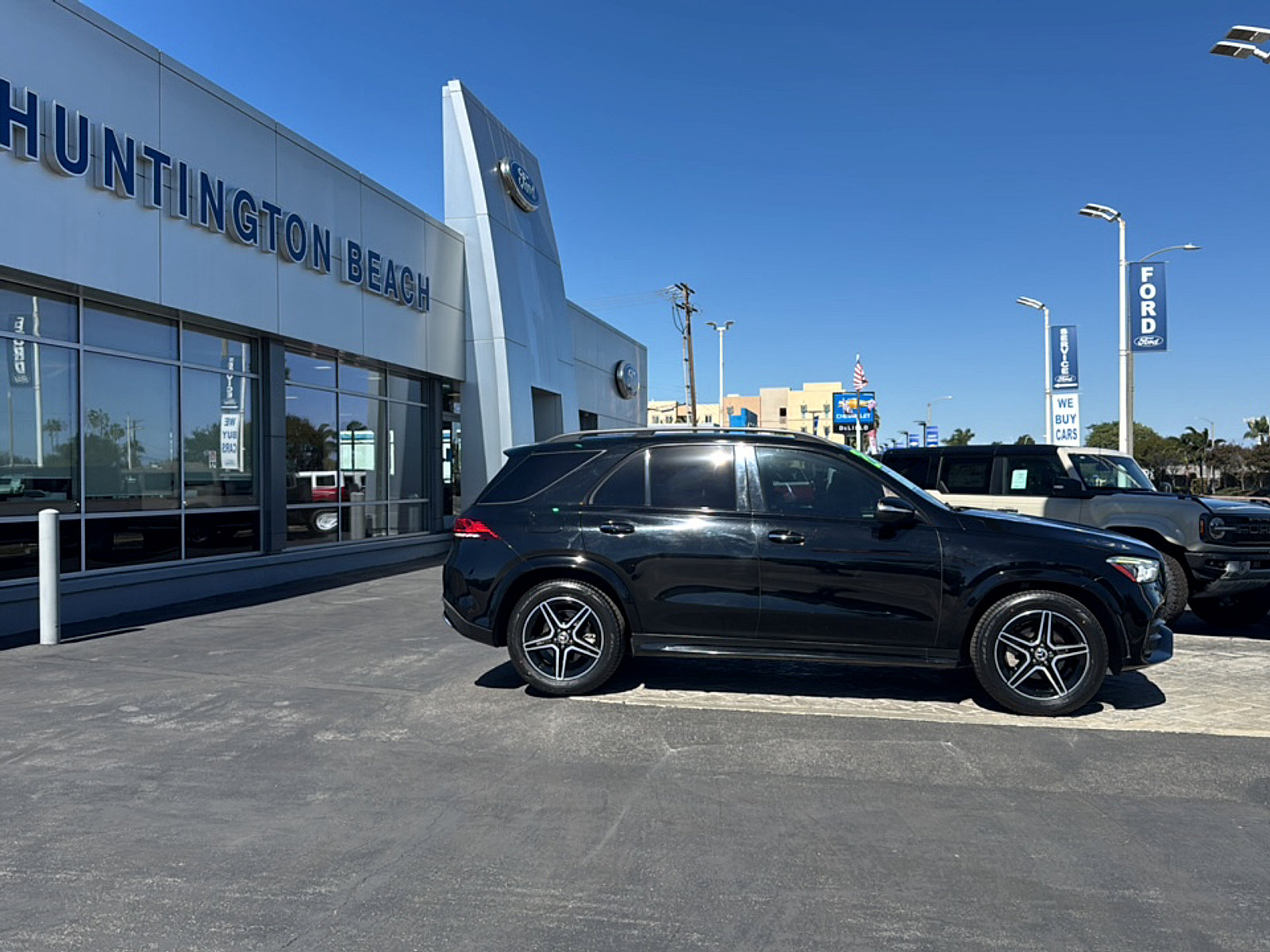 Used 2021 Mercedes-Benz GLE 350 image 3