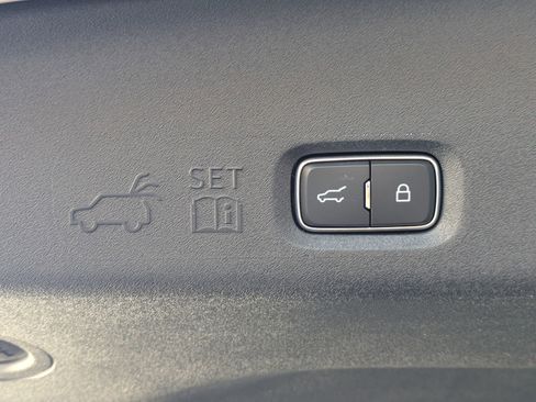 New 2025 Ford Expedition Max Platinum w/ Stealth Performance Package image 34