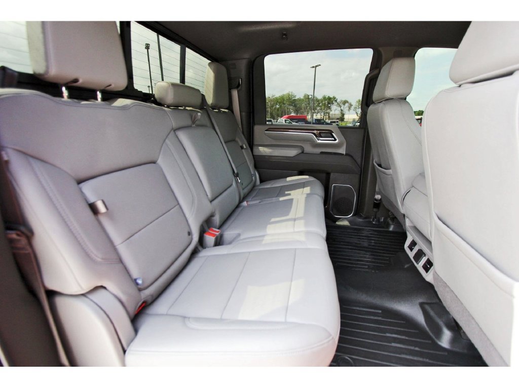Used 2026 Chevrolet Silverado 3500 LT w/ Texas Edition AWD/4WD image 15