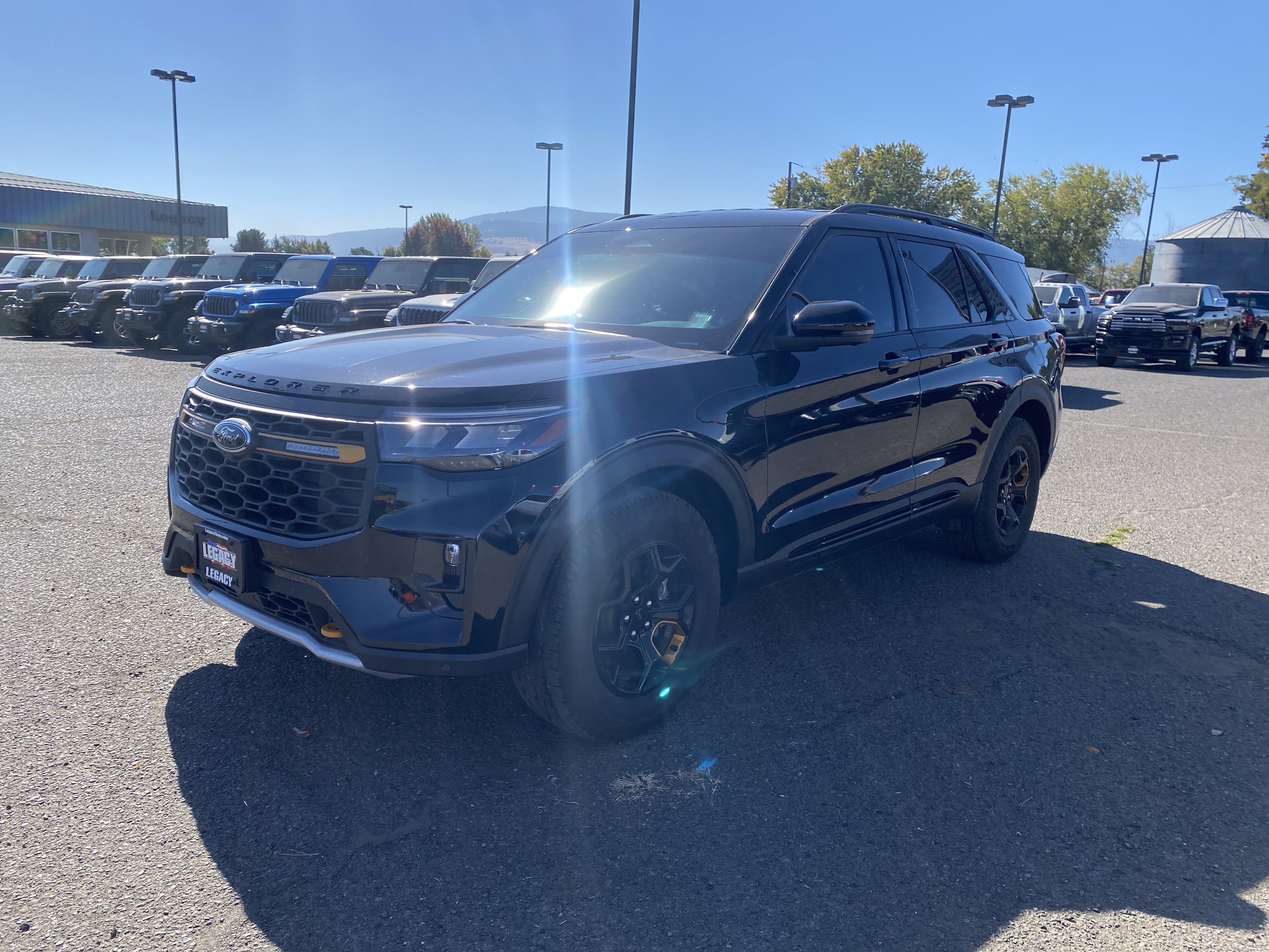 Used 2026 Ford Explorer Tremor w/ Tremor Convenience Package AWD/4WD image 7