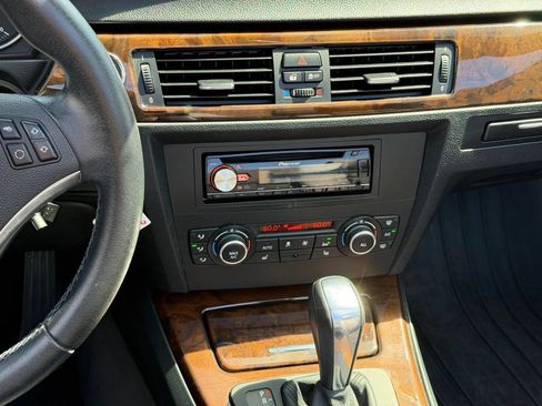 Used 2013 BMW 328i Convertible RWD image 35
