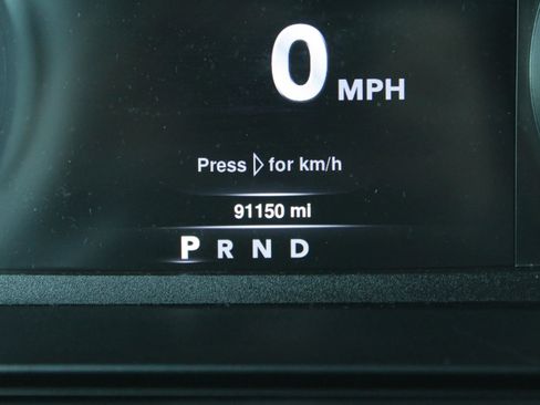 Used 2016 RAM 1500 Laramie w/ Convenience Group image 16