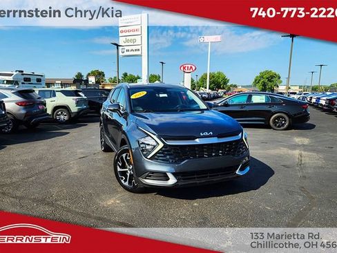 Used 2023 Kia Sportage EX AWD/4WD image 1