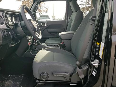 New 2026 Jeep Gladiator Willys image 11
