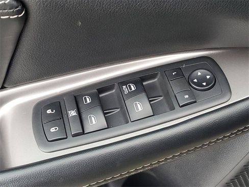 Used 2018 Dodge Journey Crossroad image 21