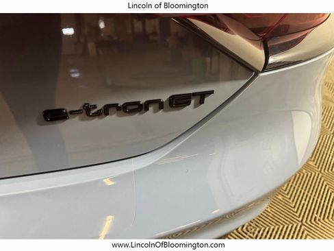 Used 2024 Audi RS e-tron GT w/ Carbon Performance Package AWD/4WD image 28