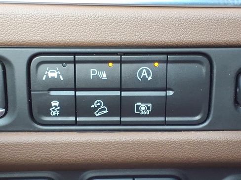 Used 2024 Chevrolet Suburban High Country w/ Premium Package AWD/4WD image 26