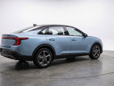 Used 2025 Kia K4 FWD image 9