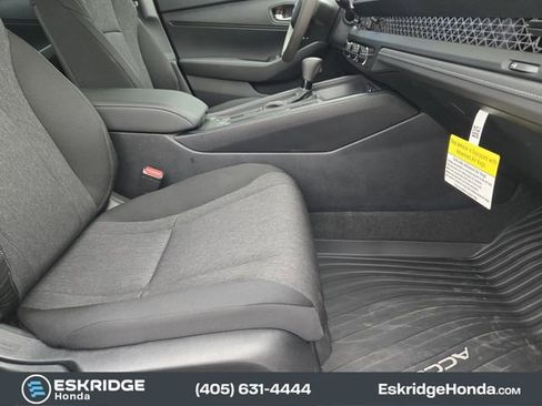 Certified 2025 Honda Accord LX image 15