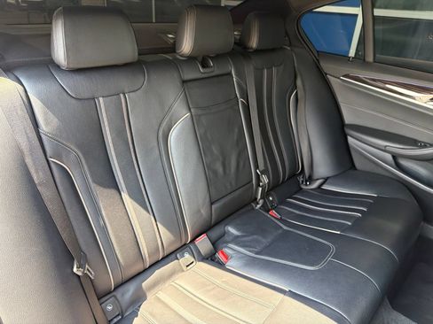 Used 2018 BMW 540i RWD image 24