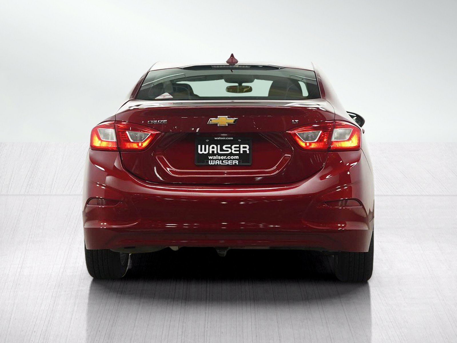 Used 2017 Chevrolet Cruze LT FWD image 4