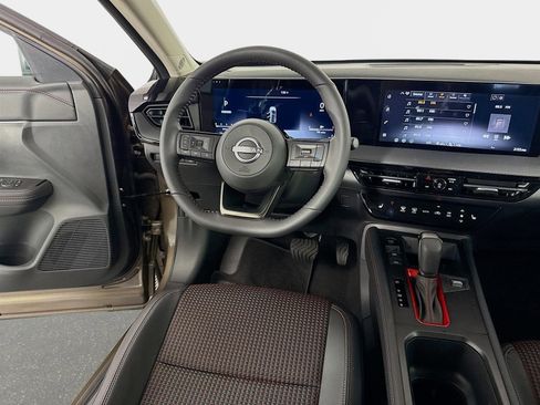New 2026 Nissan Kicks SR FWD image 23