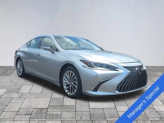 Used 2022 Lexus ES 350 Ultra Luxury w/ Accessory Package 2 FWD video 1