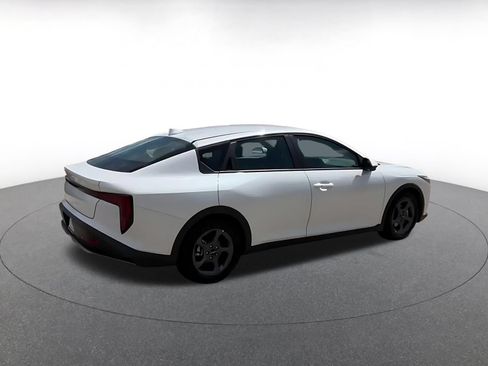 Used 2025 Kia K4 FWD image 12