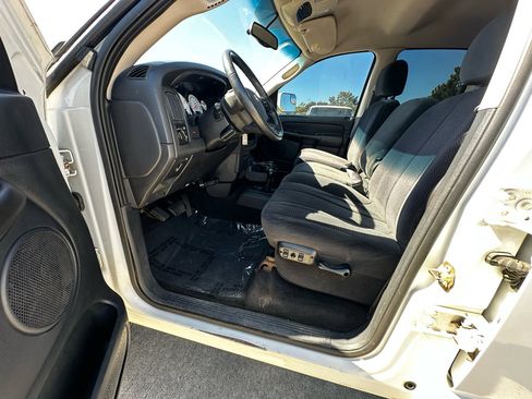 Used 2004 Dodge Ram 3500 Truck SLT w/ Trailer Tow Group image 60