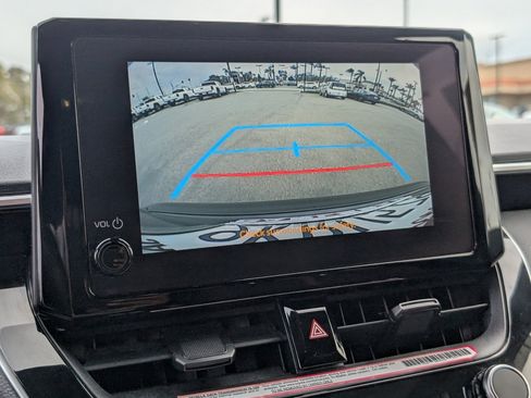 Used 2024 Toyota Corolla LE image 6