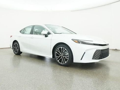 New 2026 Toyota Camry XLE image 29