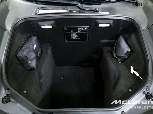 Used 2018 Ferrari 488 Spider RWD image 18