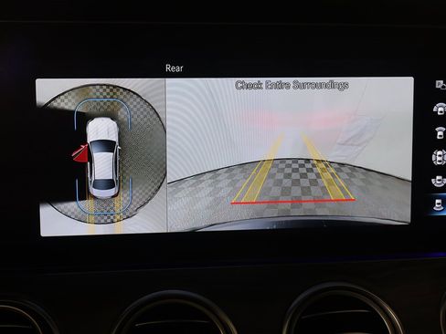 Used 2021 Mercedes-Benz E 350 4MATIC Sedan image 43