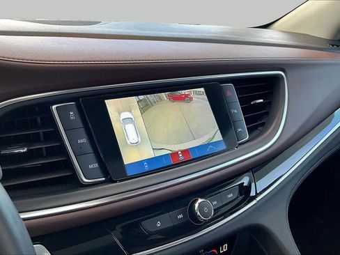 Used 2019 Buick Enclave Avenir w/ Avenir Technology Package AWD/4WD image 28