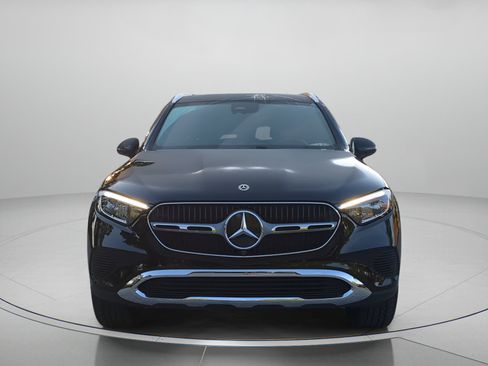 Used 2025 Mercedes-Benz GLC 300 image 37
