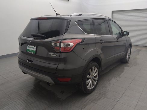 Used 2017 Ford Escape Titanium image 9