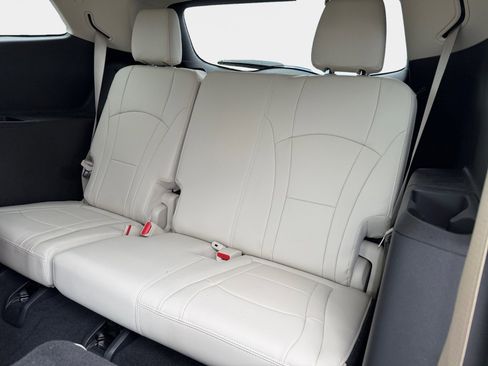 Used 2024 Buick Enclave Essence w/ Trailering Package, 5000 lbs. AWD/4WD image 11