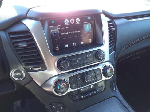 Used 2015 Chevrolet Suburban LTZ image 18