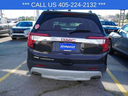 Used 2023 GMC Acadia SLE w/ Driver Convenience Package FWD image 10