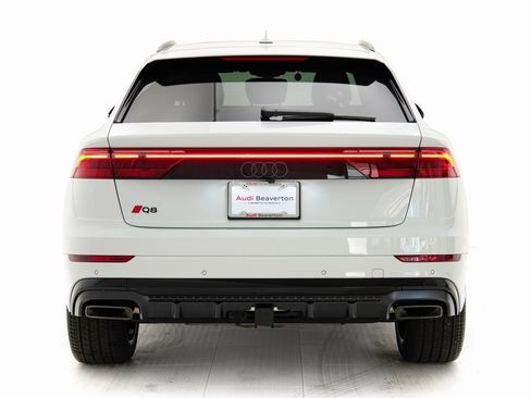 Used 2025 Audi Q8 Premium Plus w/ Premium Plus Package image 6